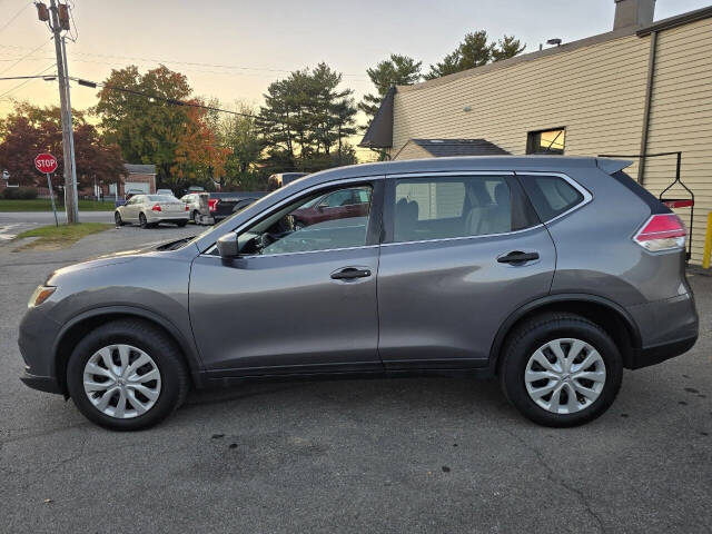 2016 Nissan Rogue for sale at QUEENSGATE AUTO SALES in York, PA