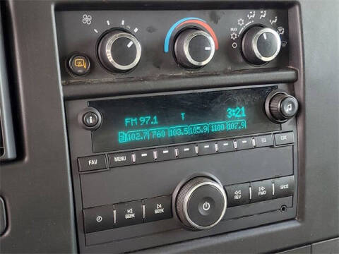 2023 Chevrolet Express 2500