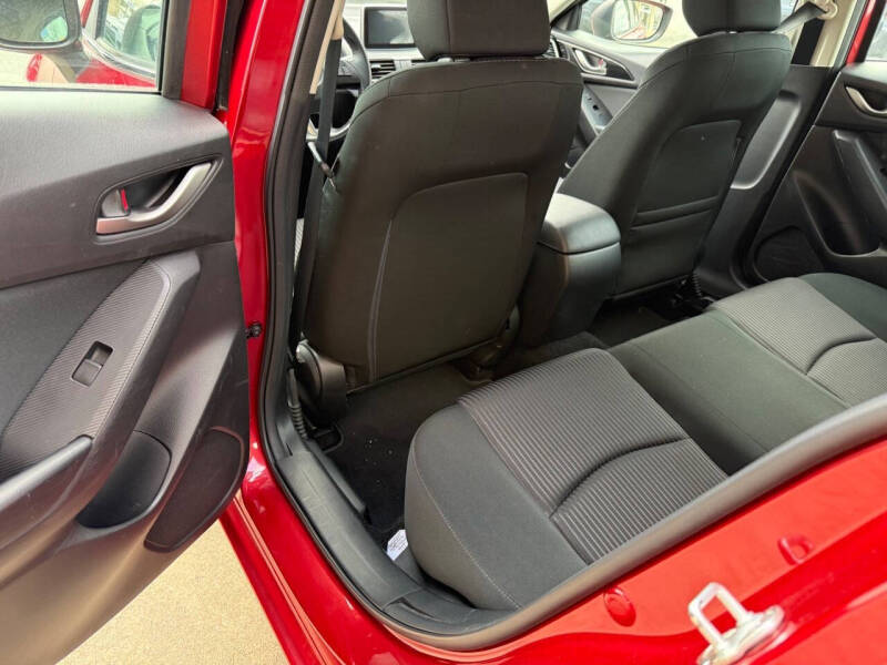 2015 Mazda MAZDA3 i Touring
