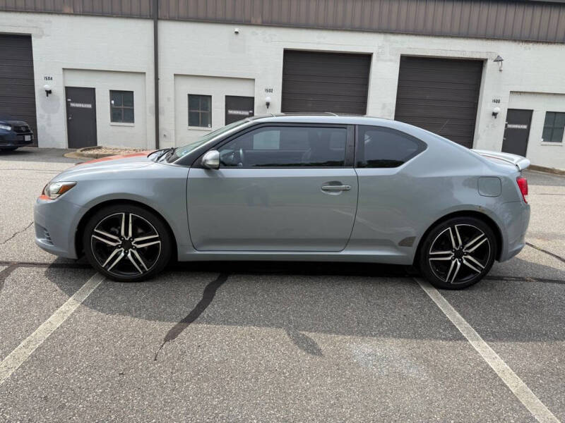 2011 Scion tC