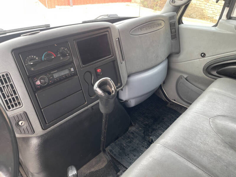 2004 International DuraStar 4300