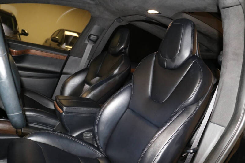 2020 Tesla Model X Long Range