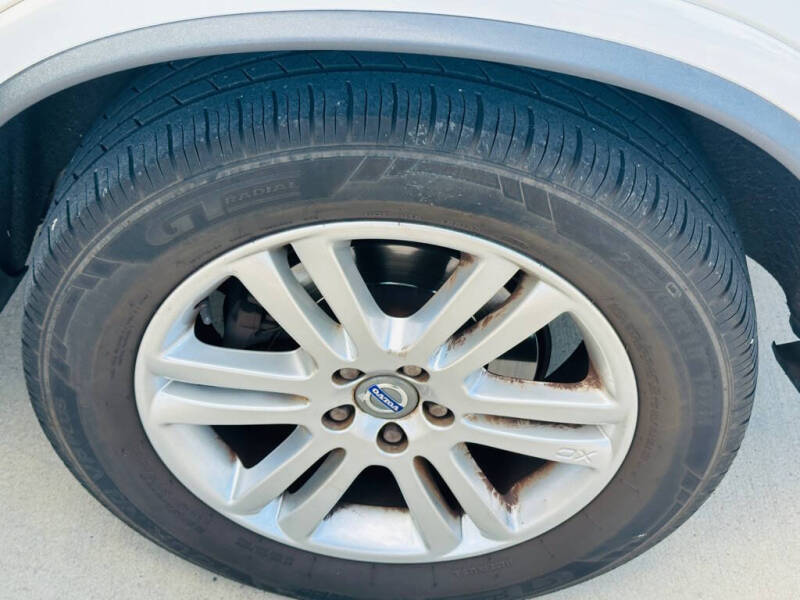 2011 Volvo XC90 3.2