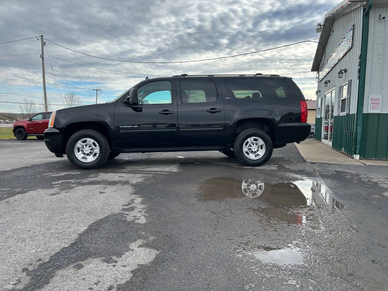 2010 GMC Yukon XL for sale at Upstate Auto Gallery in Westmoreland, NY