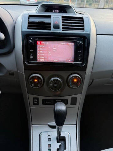 2013 Toyota Corolla LE