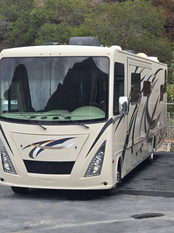 2017 Thor Motor Coach Windsport