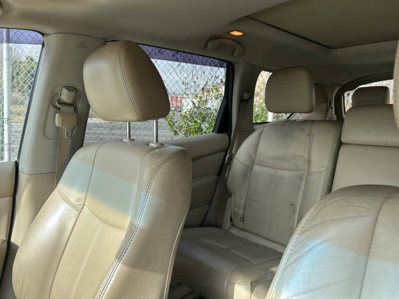 2014 Nissan Pathfinder SL