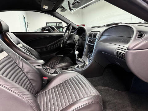 2004 Ford Mustang Mach 1 Premium