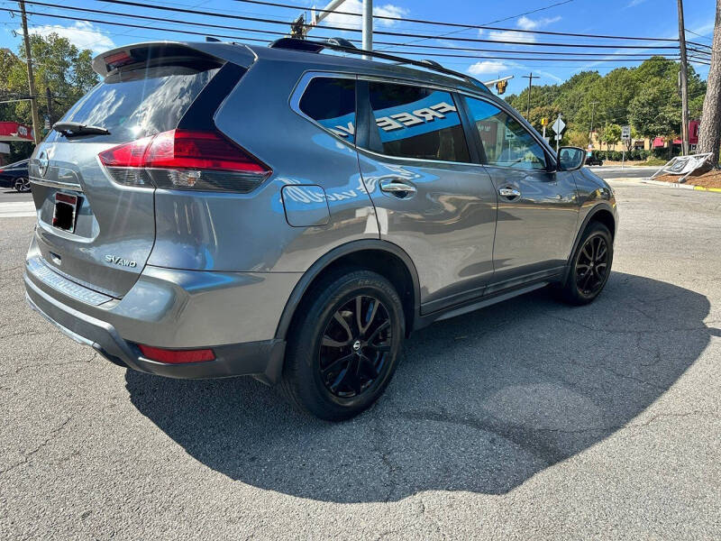 2017 Nissan Rogue SV