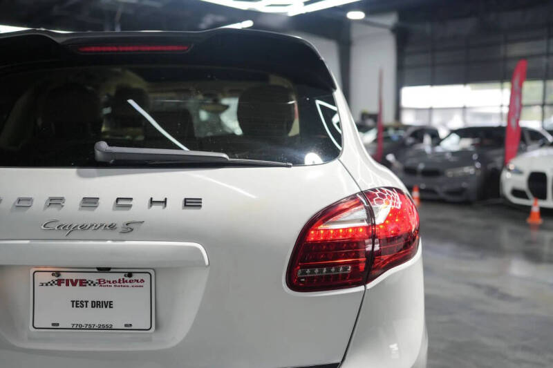 2014 Porsche Cayenne S Hybrid
