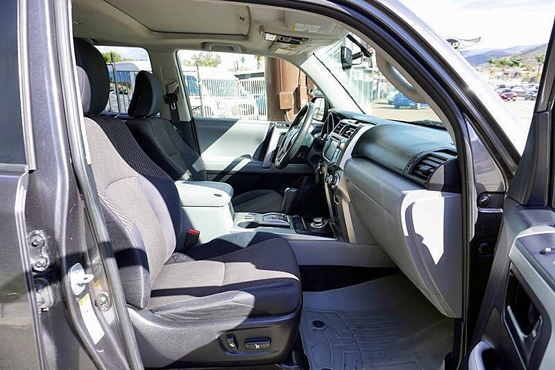 2013 Toyota 4Runner SR5