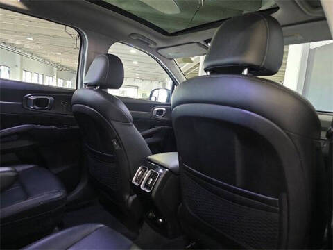 2022 Kia Sorento SX