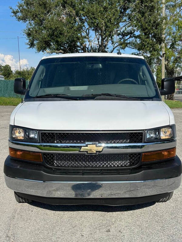 2024 Chevrolet Express 2500