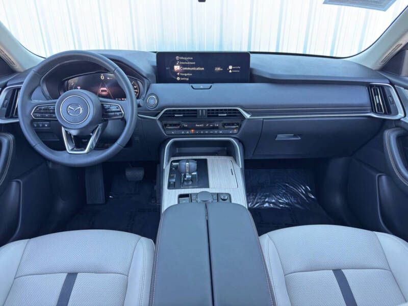 2025 Mazda CX-90 Plug-in Hybrid Preferred