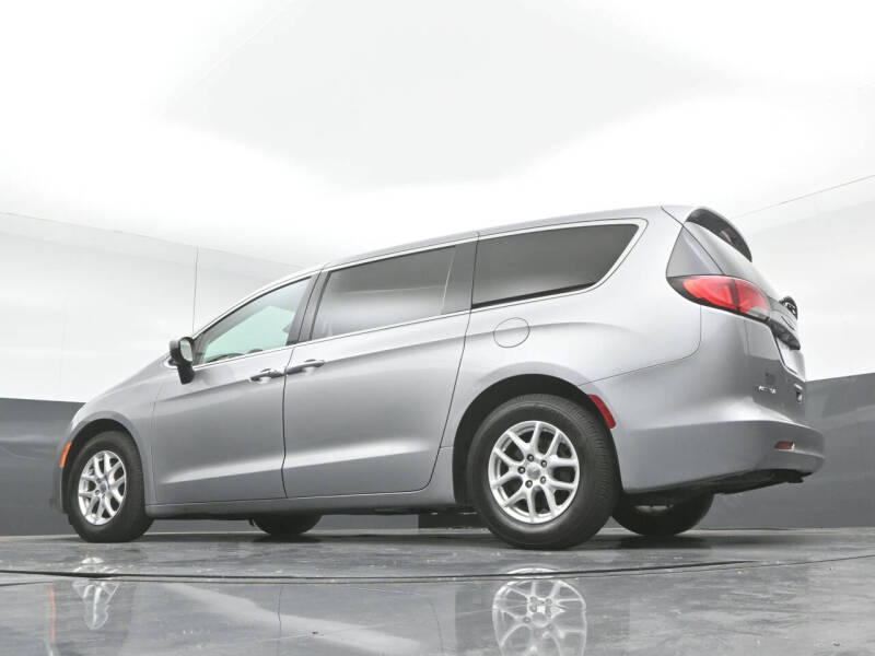 2017 Chrysler Pacifica LX
