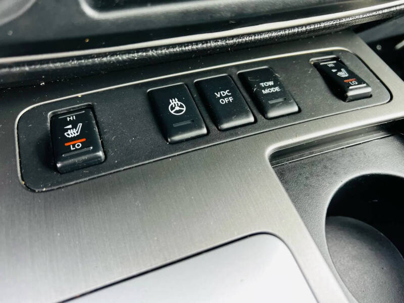 2010 Nissan Armada Platinum