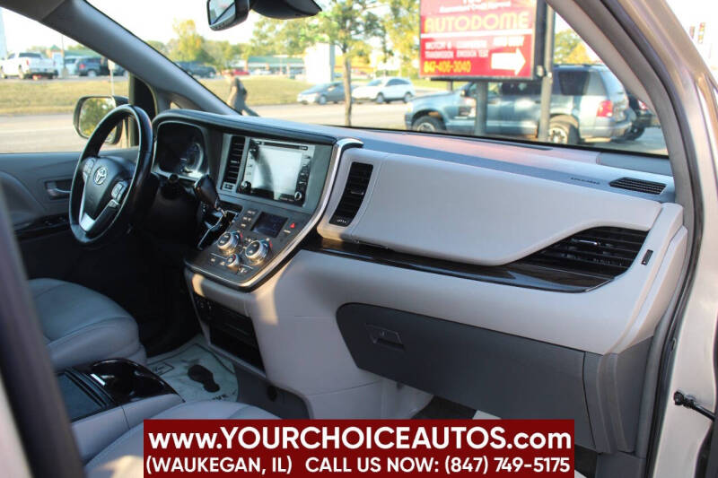 2018 Toyota Sienna XLE 8-Passenger