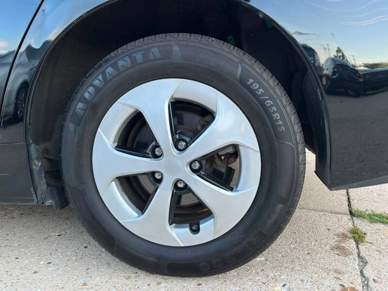 2014 Toyota Prius Three
