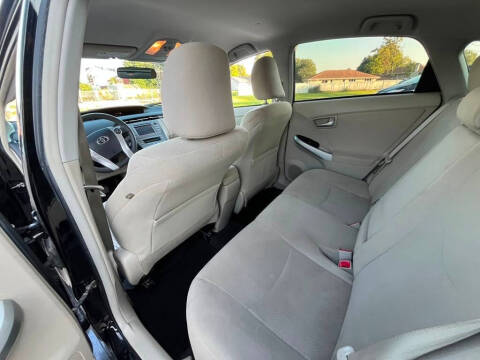 2014 Toyota Prius Three