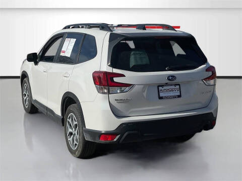 2024 Subaru Forester Premium