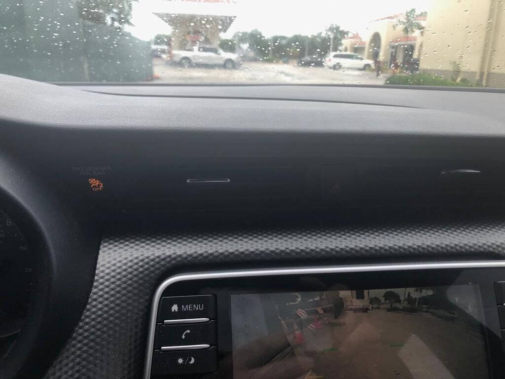 2020 NISSAN Kicks Hatchback - $16,500