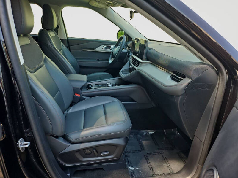2025 Ford Explorer Active