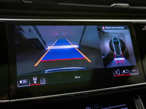 2024 Audi SQ8 4.0T quattro Premium Plus