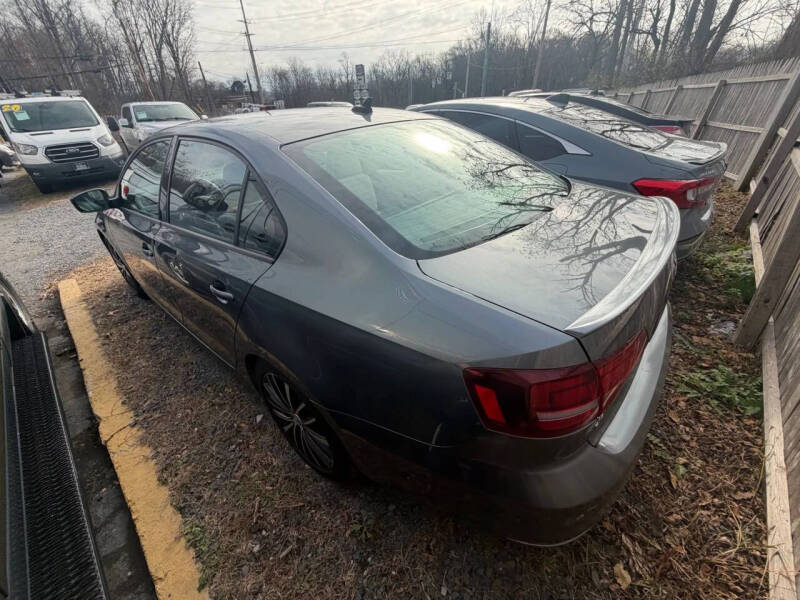 2016 Volkswagen Jetta 1.8T Sport