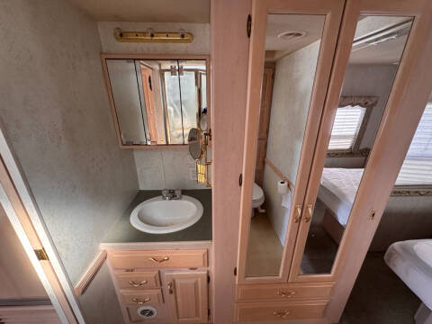 2001 Newmar Dutch Star