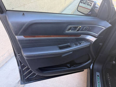 2016 Ford Explorer Platinum