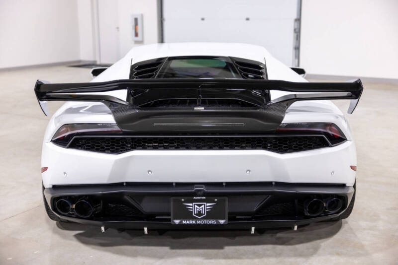 2016 Lamborghini Huracan LP 610-4