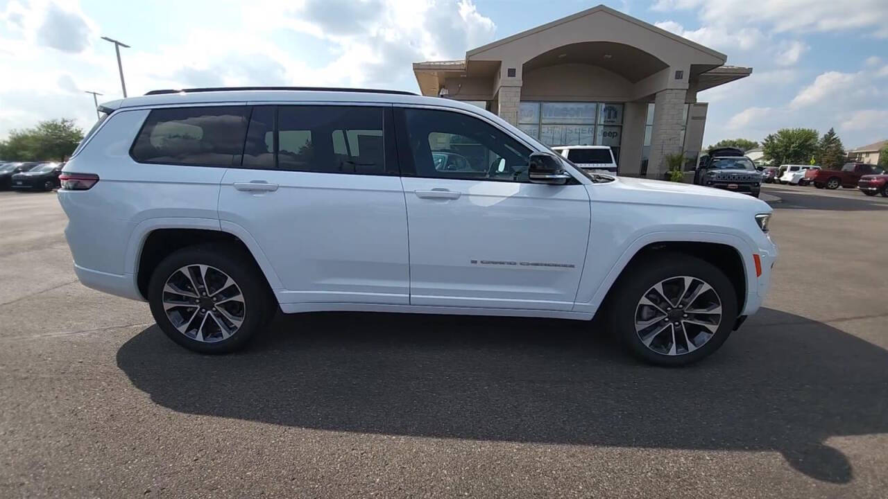 2024 Jeep Grand Cherokee L for sale at Victoria Auto Sales in Victoria, MN