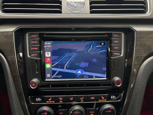 2016 Volkswagen Passat 1.8T SEL Premium