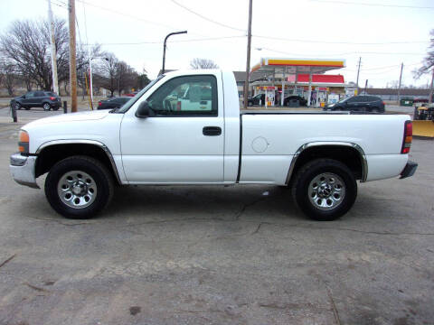 2007 GMC Sierra 1500 Classic for sale at Steffes Motors in Council Bluffs IA