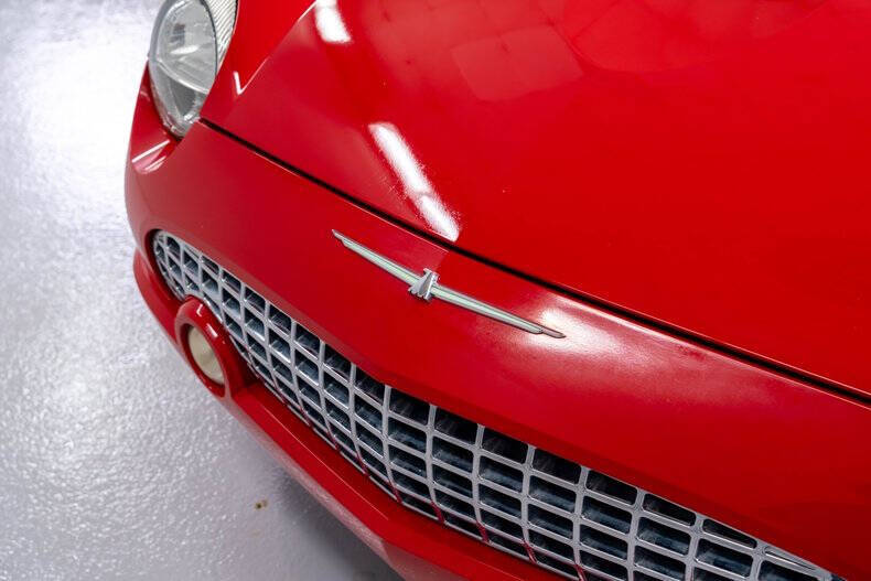 2003 Ford Thunderbird