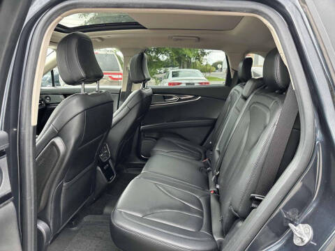 2021 Lincoln Nautilus Reserve