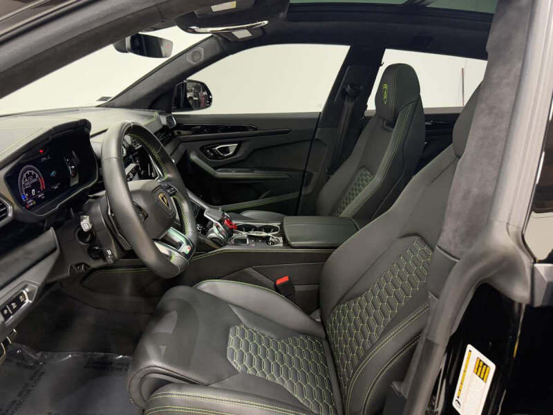 2021 Lamborghini Urus