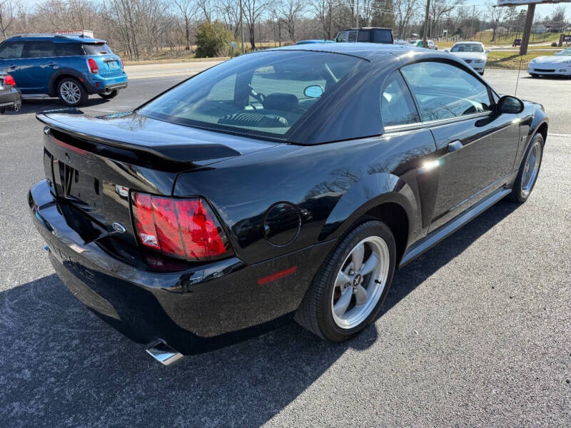 2002 Ford Mustang GT Deluxe