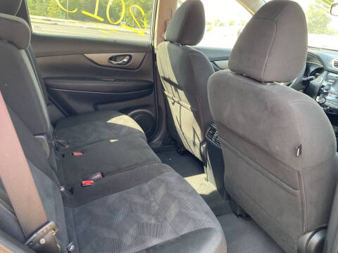 2015 Nissan Rogue SV