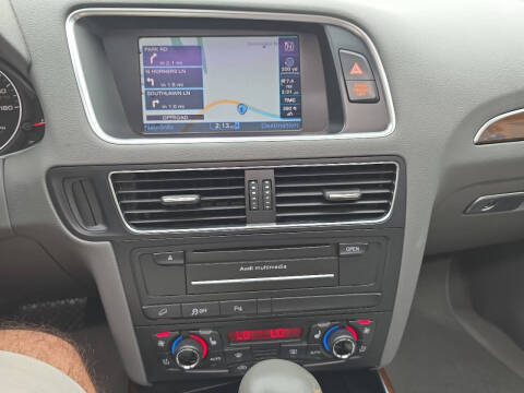 2012 Audi Q5 3.2 quattro Premium Plus