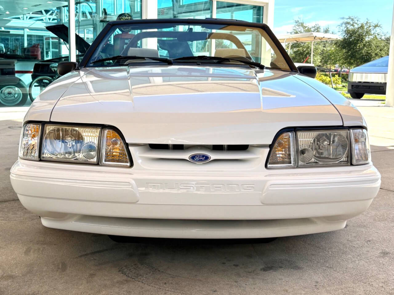 1993 Ford Mustang 2