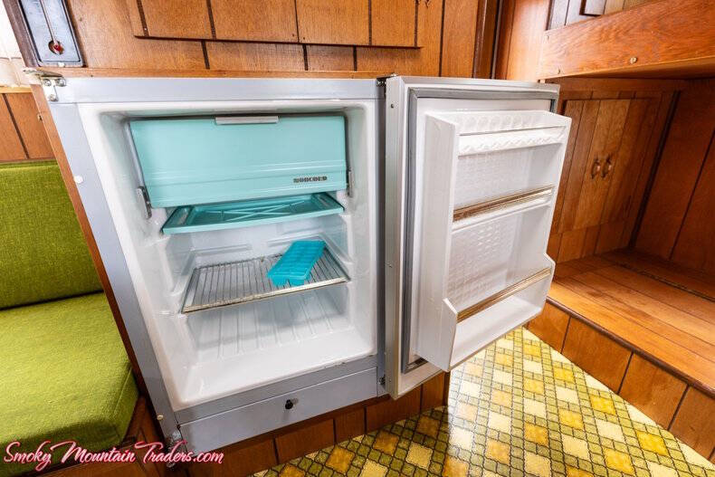 1951 International L-130