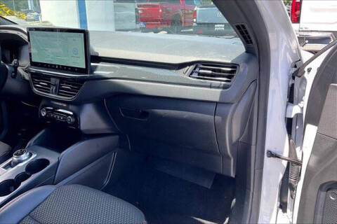 2025 Ford Escape Hybrid ST-Line