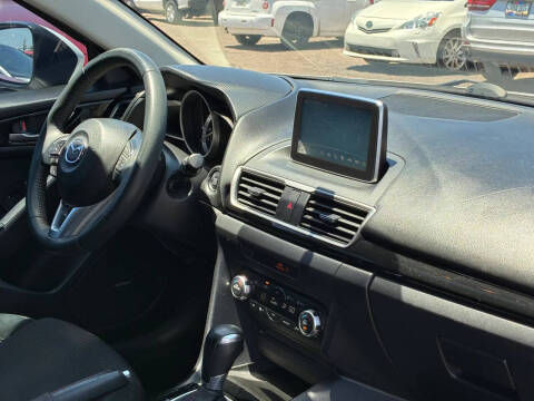 2015 Mazda MAZDA3 i Touring