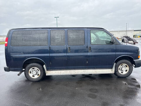 2009 Chevrolet Express LT 2500