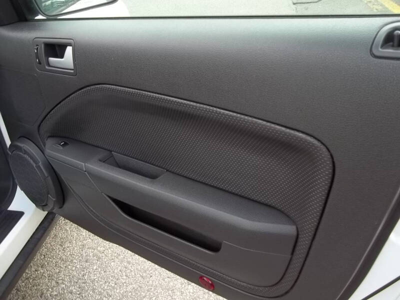 2006 Ford Mustang V6 Premium