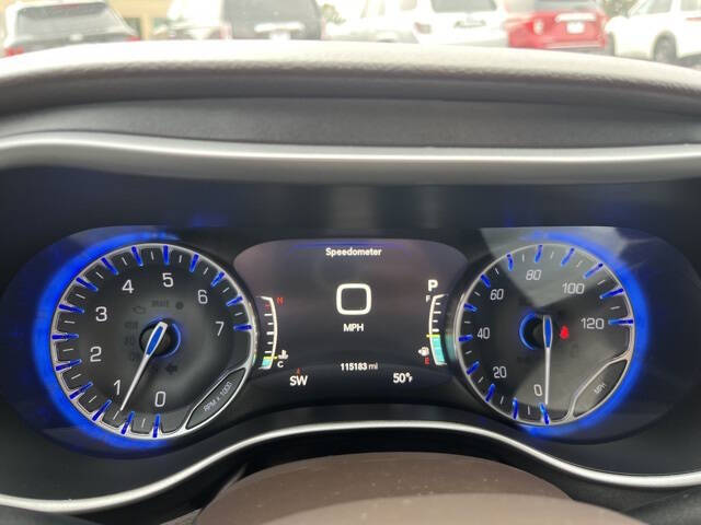 2020 Chrysler Pacifica Touring