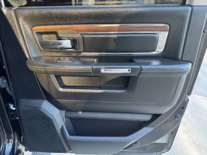 2016 RAM 2500 Laramie