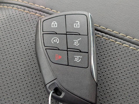 2025 GMC Yukon Elevation