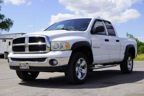 2005 Dodge Ram Pickup 1500 for sale at H & G AUTO SALES LLC in Princeton MN